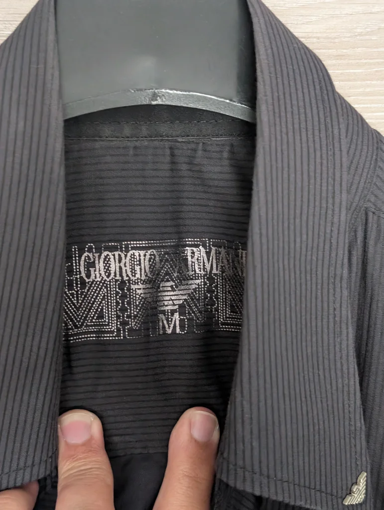 Camisa de hombre Giorgio Armani, talla M, elástica, en muy buen estado – photo 2